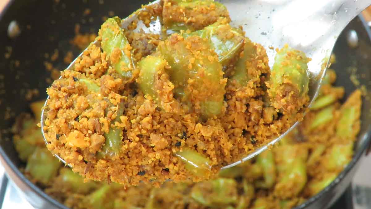 final recipe of green chilli with gram flour